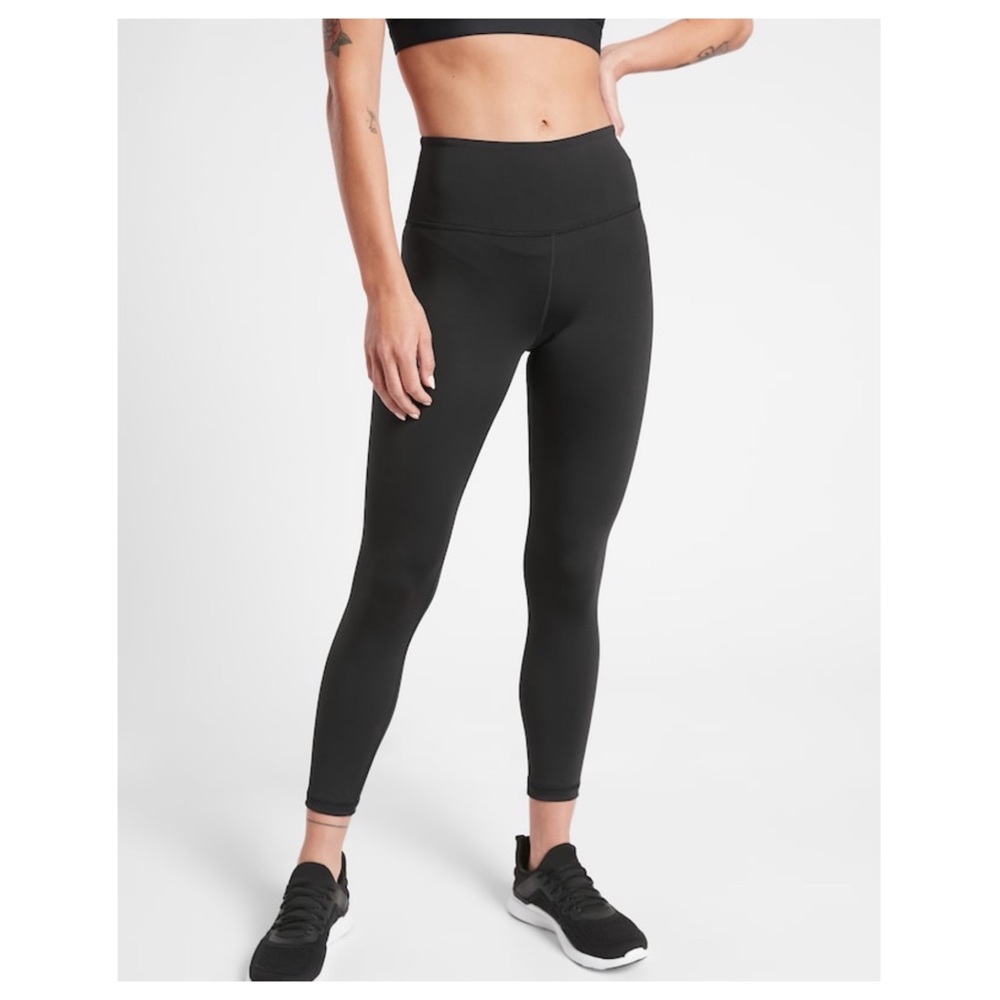 Athleta Elation Train 7/8 Tight // Black